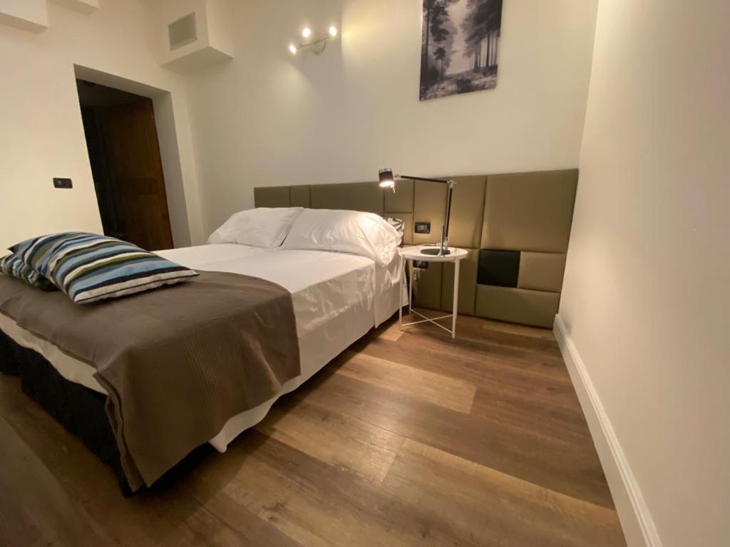 Estense 12 Appartamento In Centro Citta Ferrara Ngoại thất bức ảnh